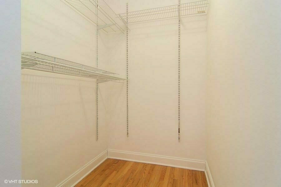 1330 W Argyle Street Property Photo 7
