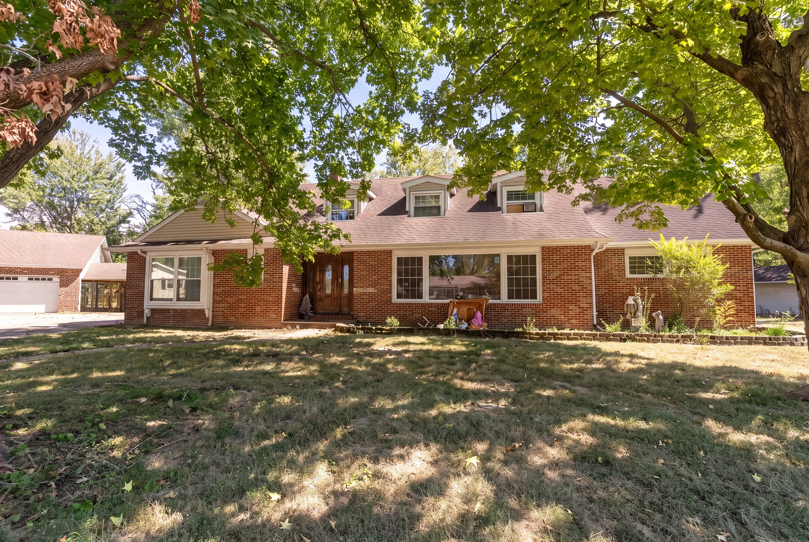 846 Bellview Place Property Photo 1