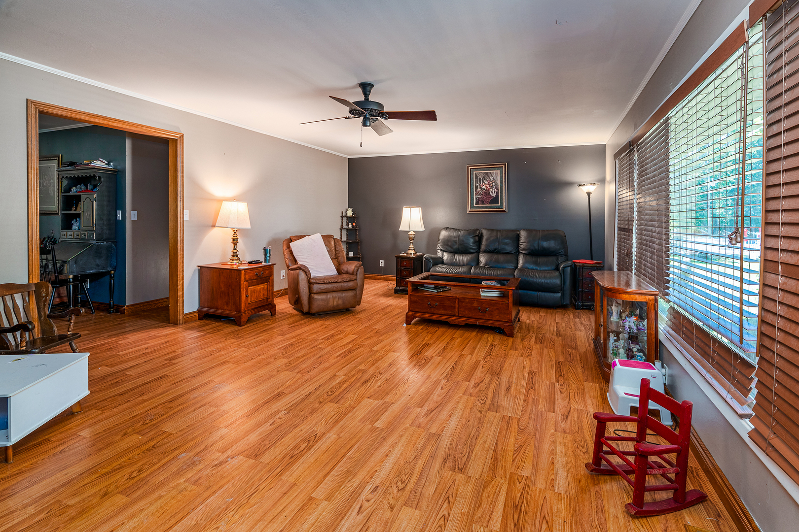 846 Bellview Place Property Photo 4