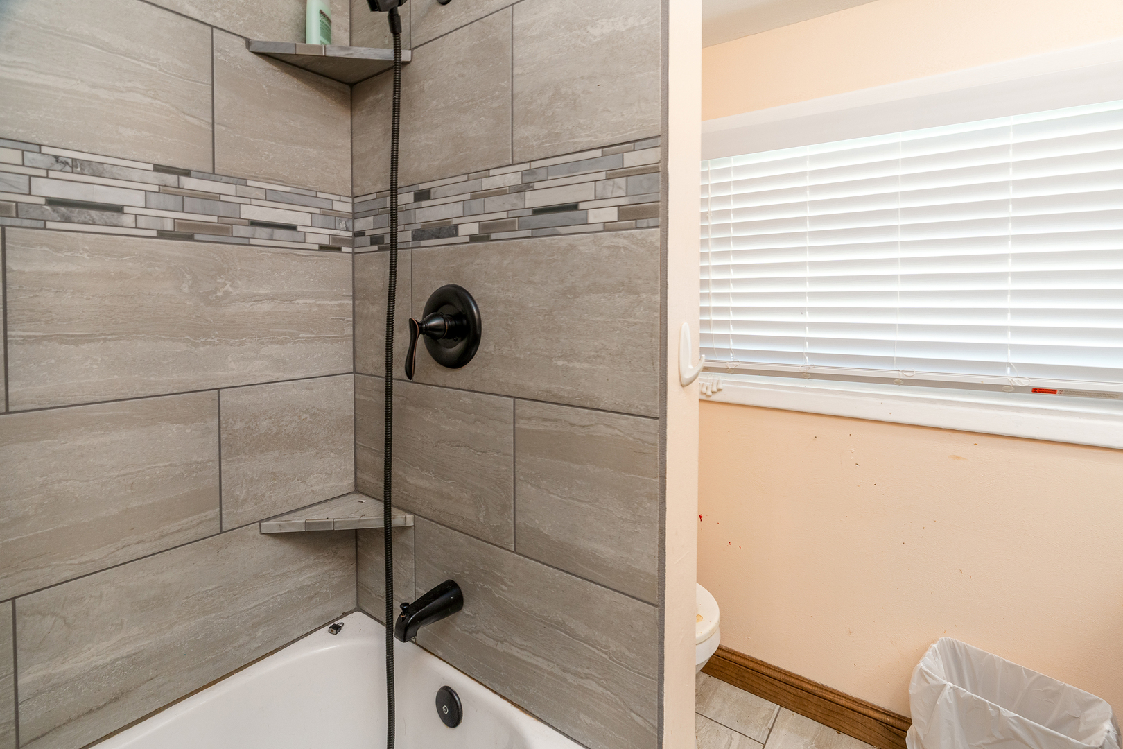 846 Bellview Place Property Photo 24