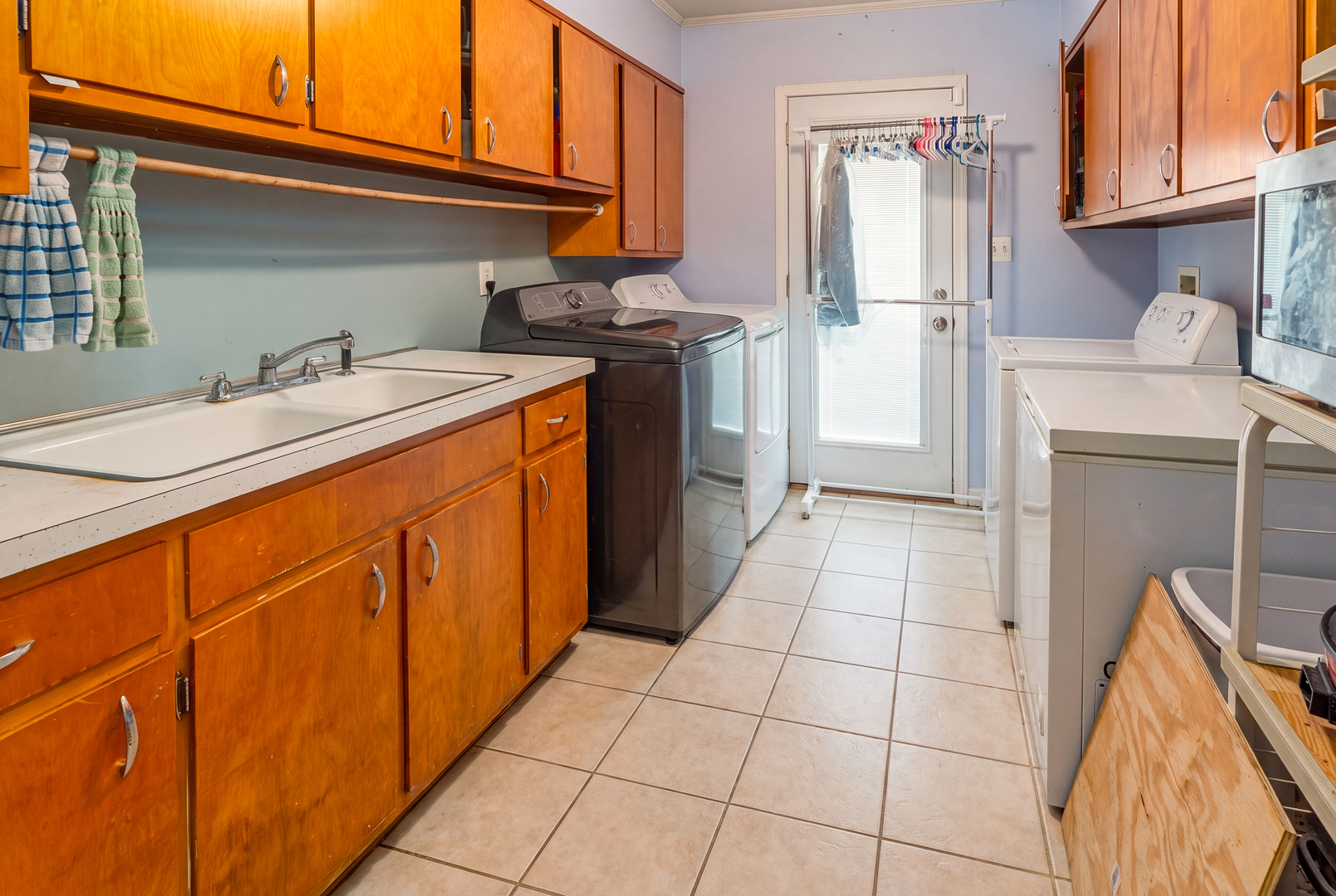 846 Bellview Place Property Photo 27