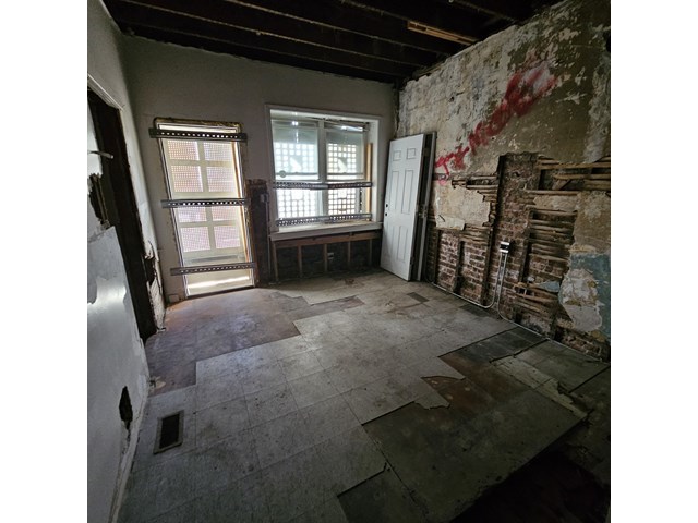 925 S Springfield Avenue Property Photo 9
