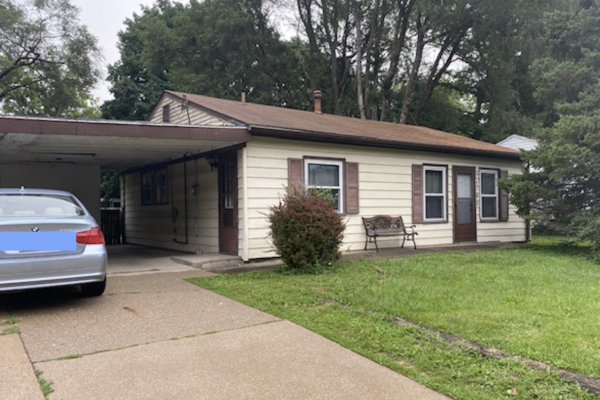 1902 W Kirby Avenue Property Photo 1