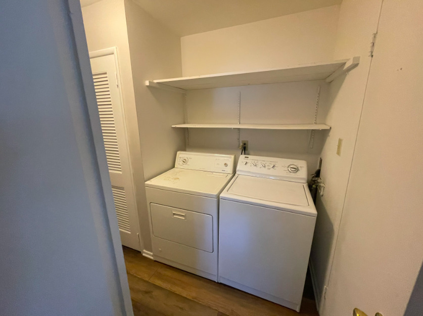 1902 W Kirby Avenue Property Photo 8