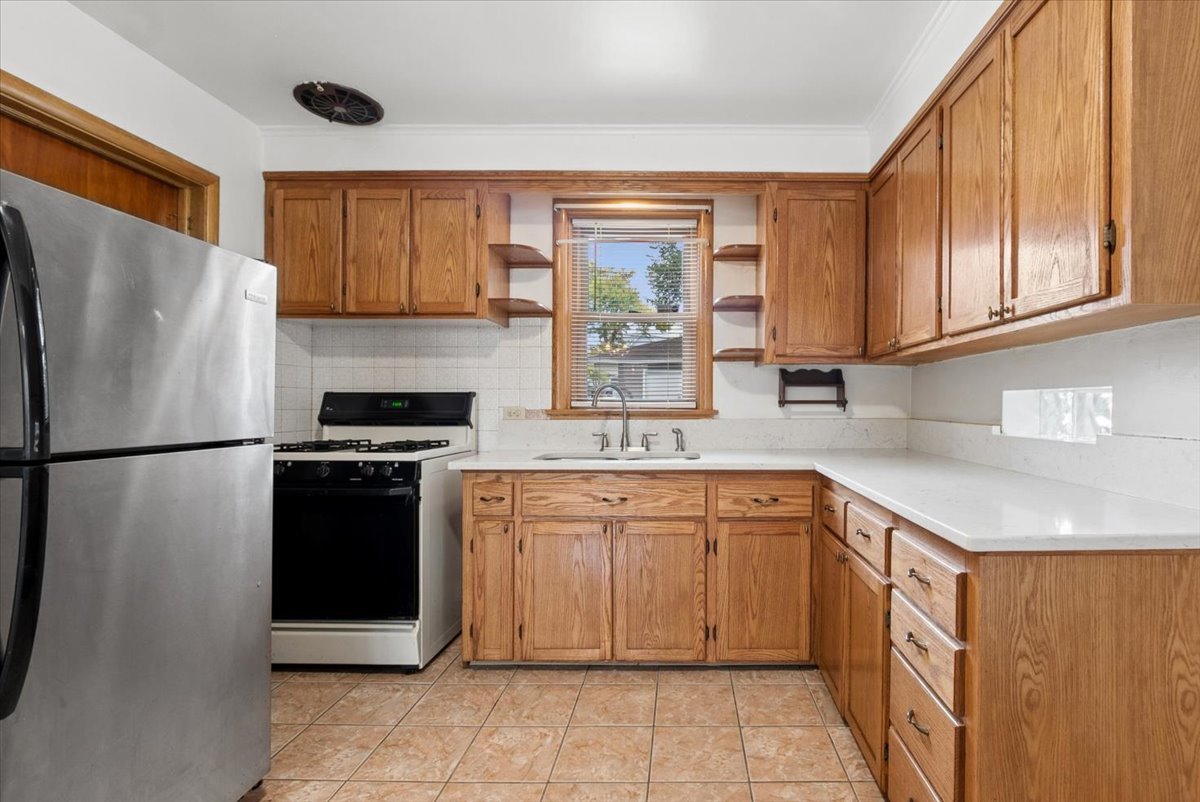 8028 42nd Court Property Photo 11
