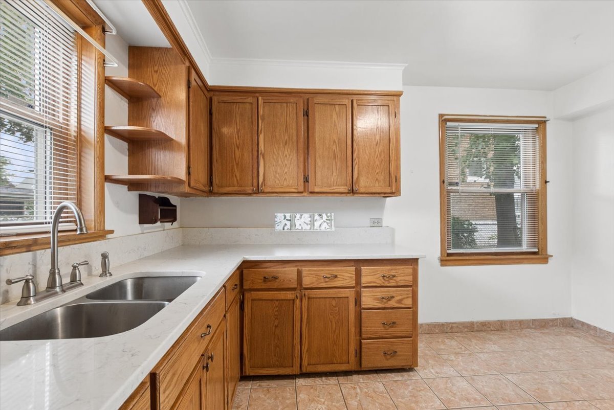 8028 42nd Court Property Photo 12