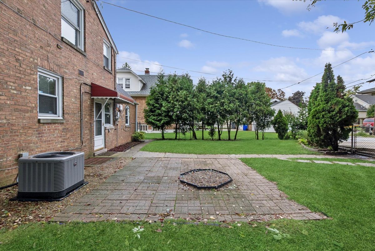 8028 42nd Court Property Photo 22