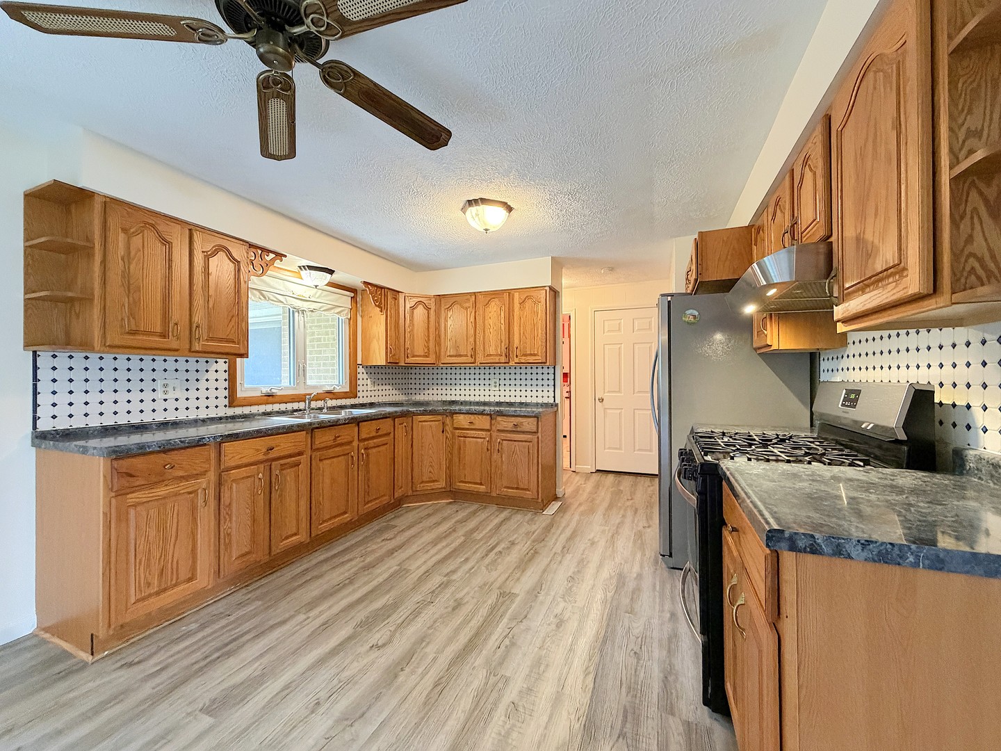 2148 E 3000 Road Property Photo 12
