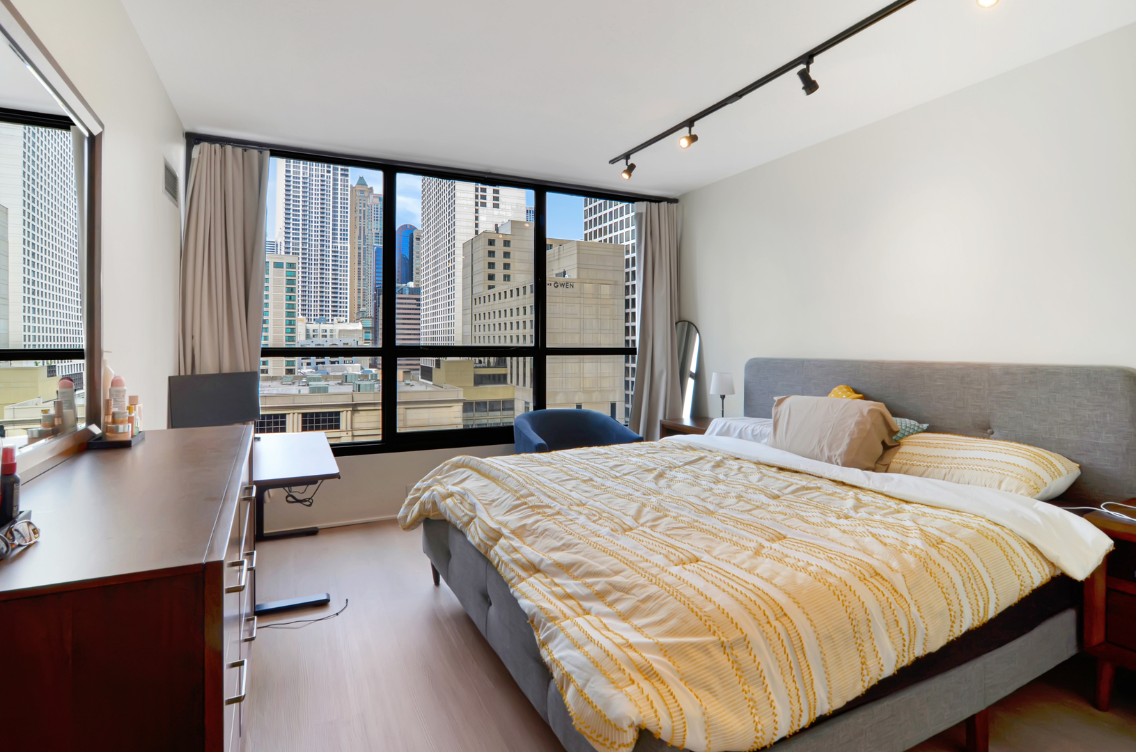 405 N Wabash Avenue 801 Property Photo 13