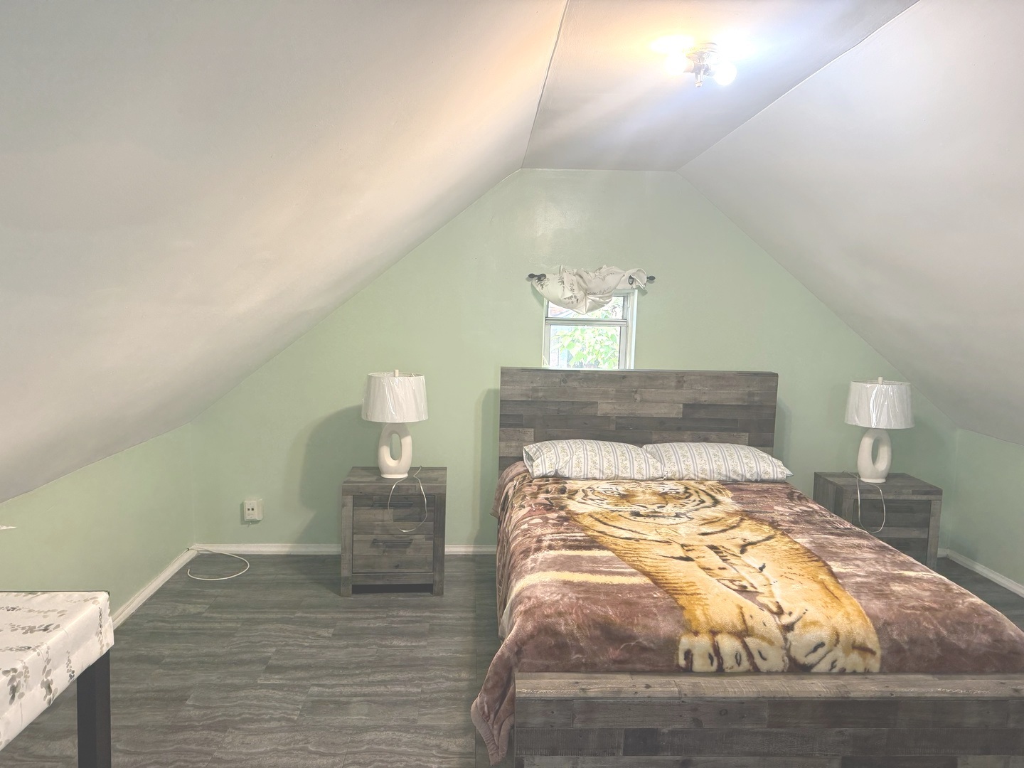 2747 S Saint Louis Avenue Property Photo 19