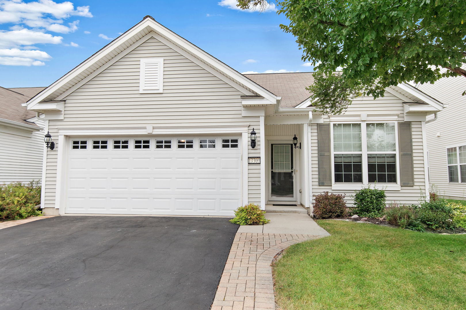 13300 Mockingbird Court Property Photo 1