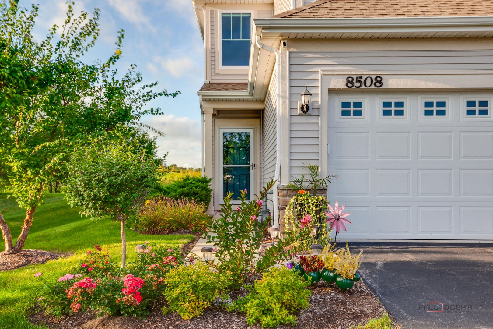 8508 Redbud Court Property Photo 3