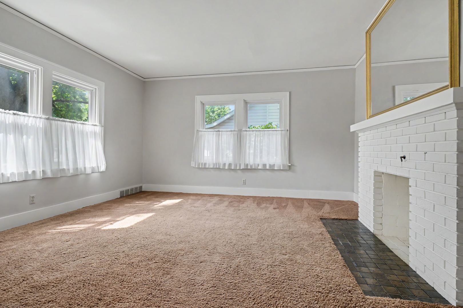 1604 E Jackson Street Property Photo 5