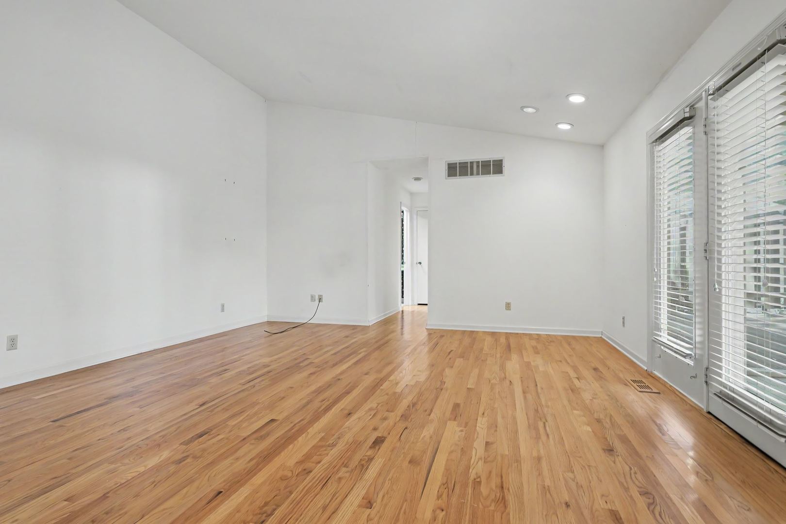 1604 E Jackson Street Property Photo 13
