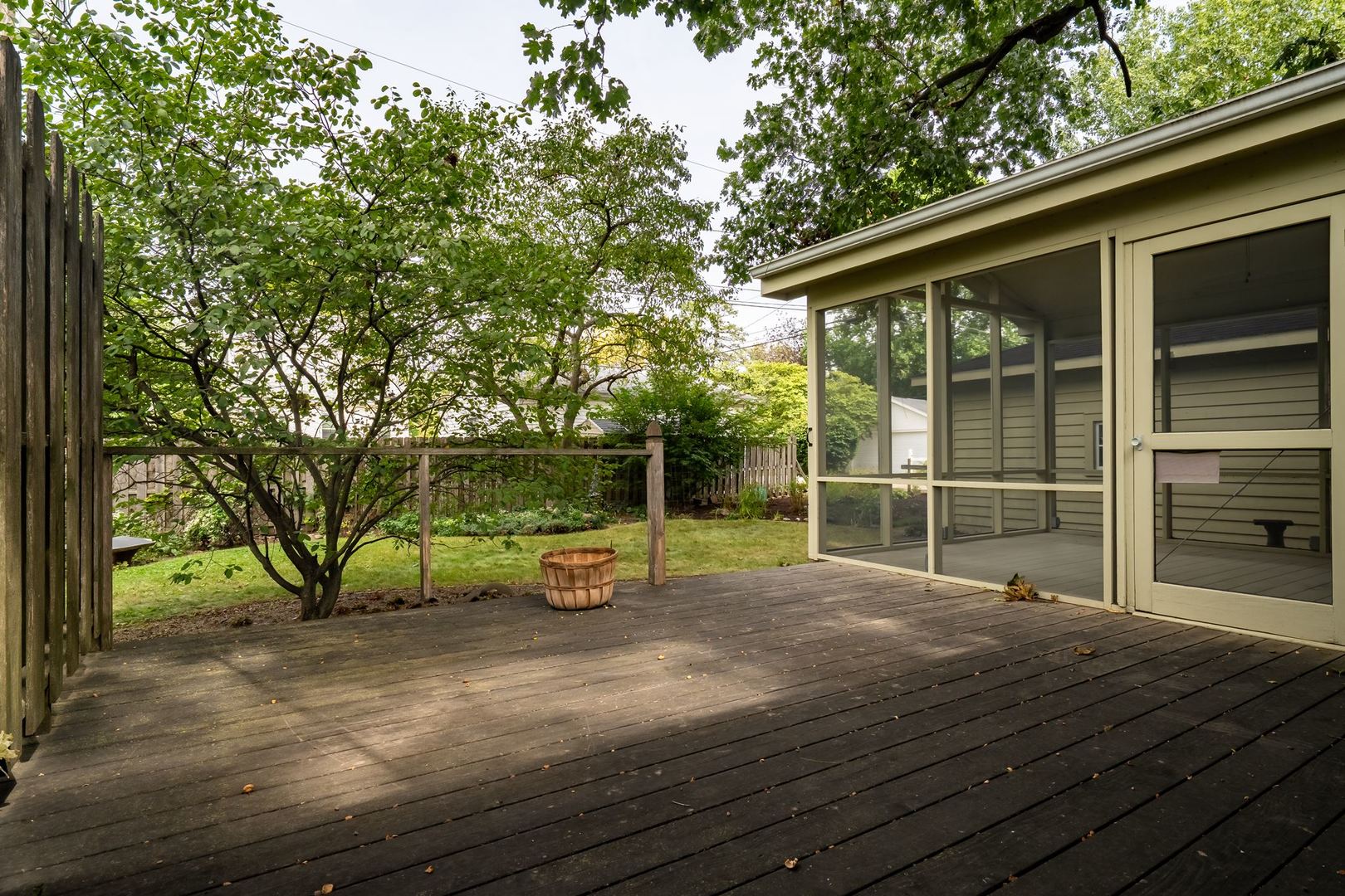 1604 E Jackson Street Property Photo 28