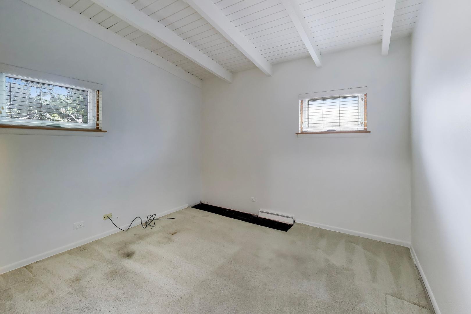 9039 Niles Center Road Property Photo 20