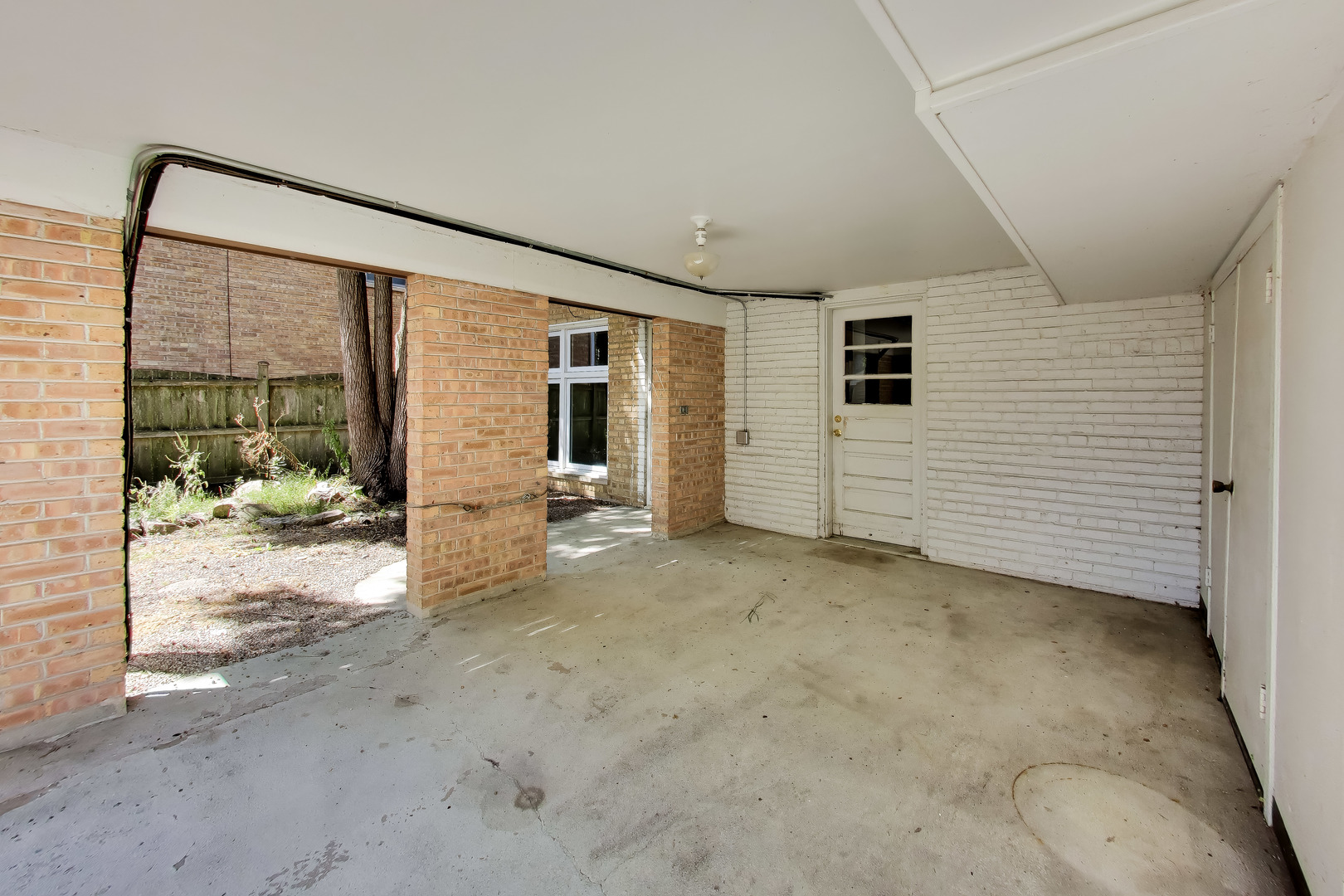 9039 Niles Center Road Property Photo 34