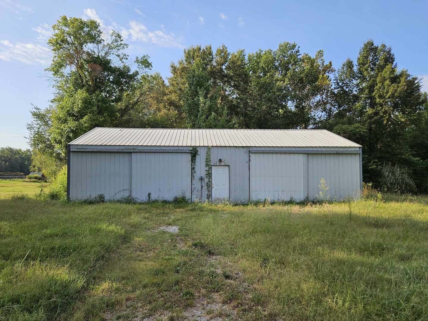 9815 Stotlar Road Property Photo 8