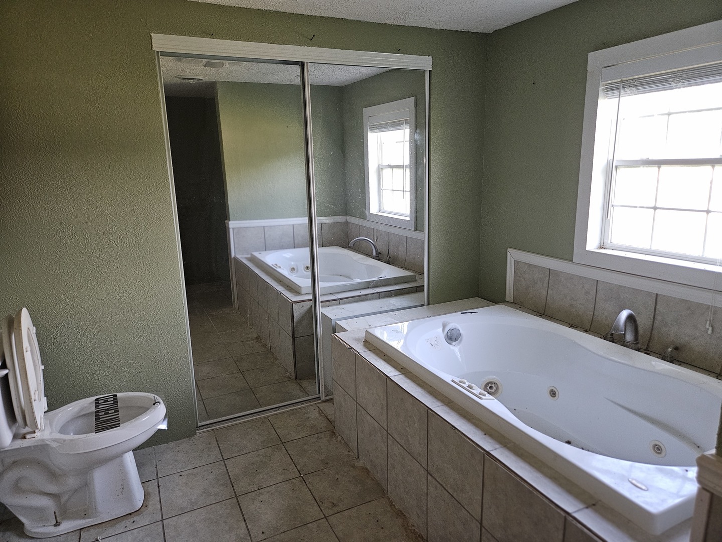 9815 Stotlar Road Property Photo 23