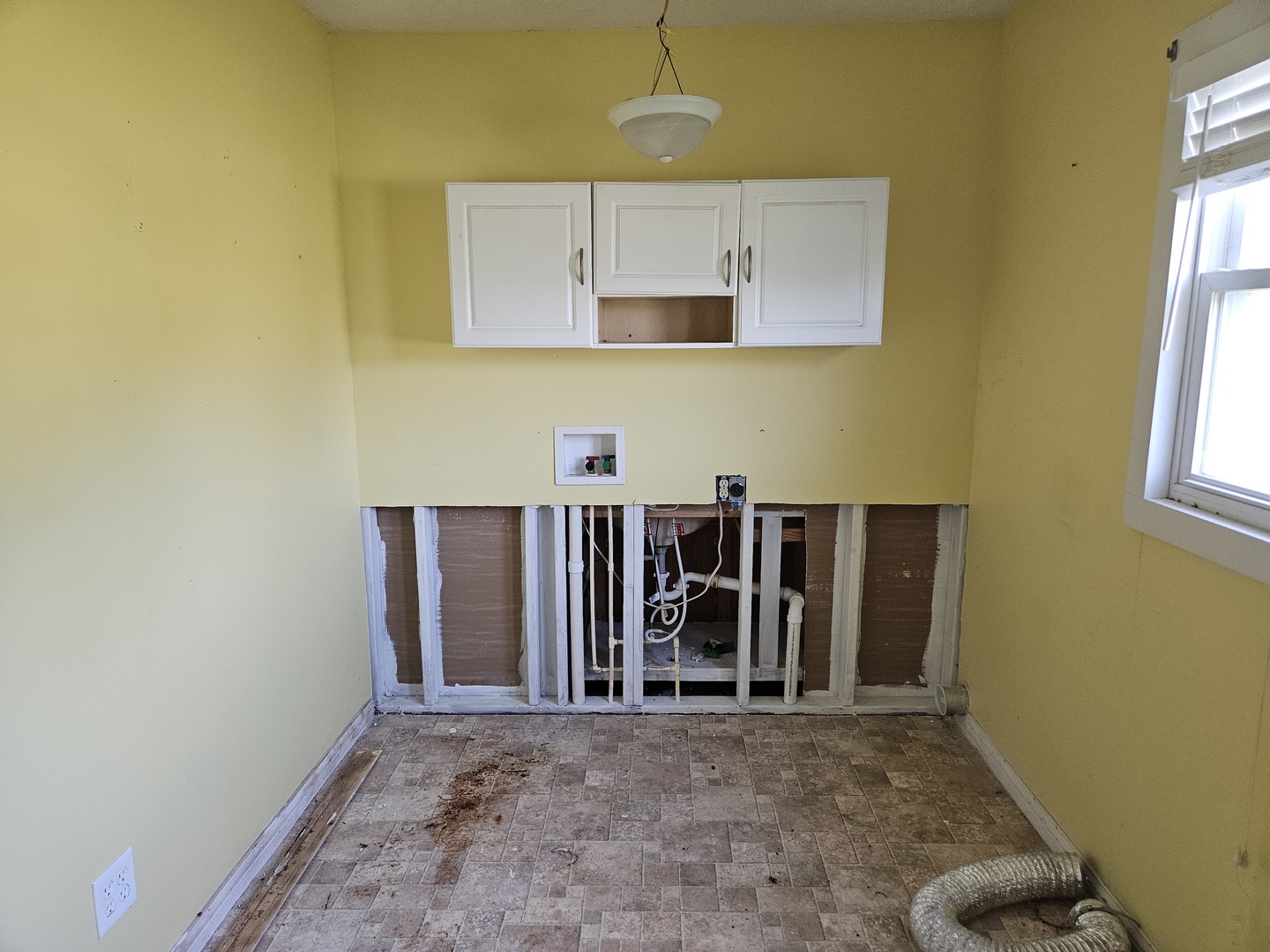 9815 Stotlar Road Property Photo 25