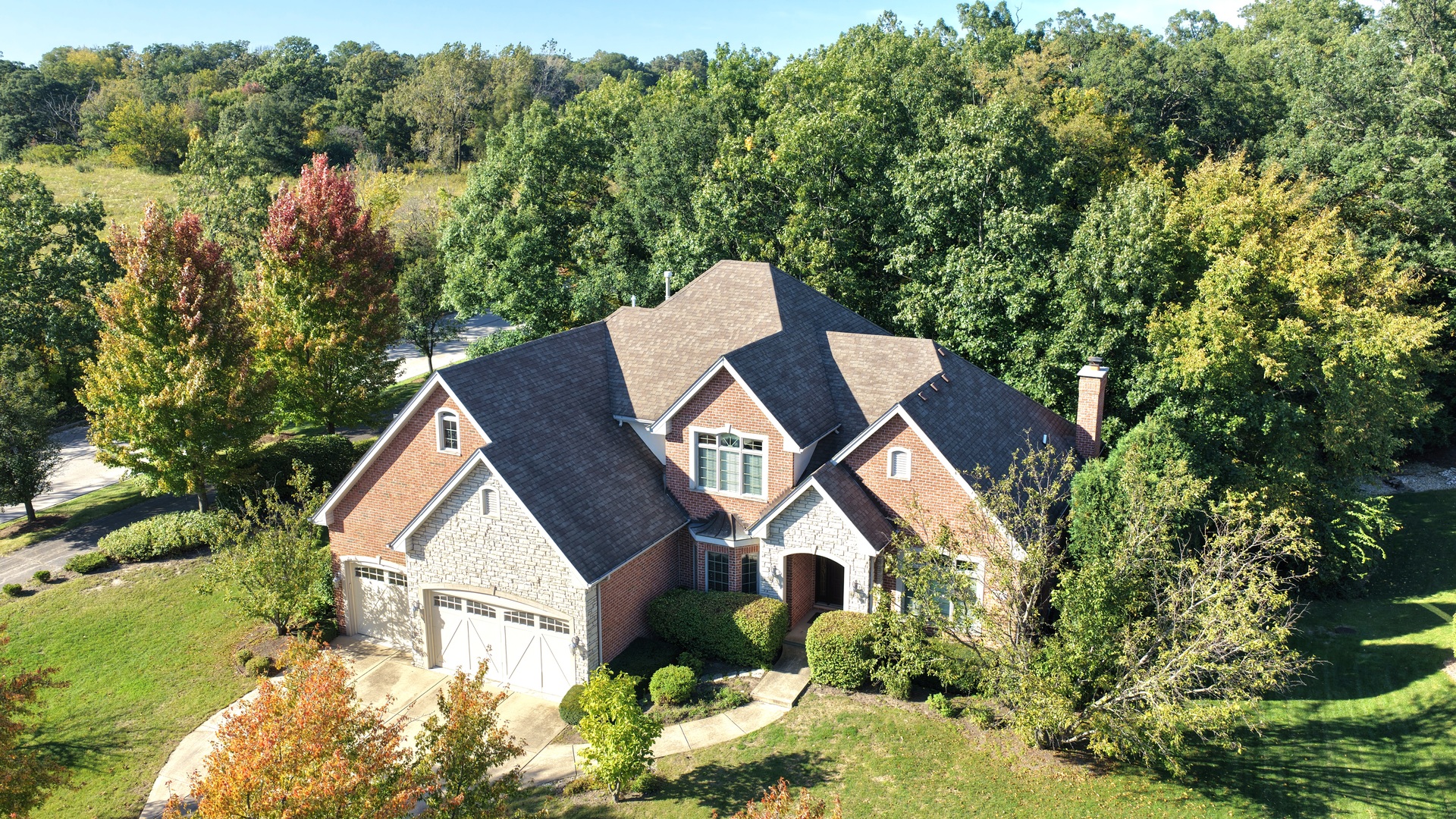 20228 Oakwood Drive Property Photo 1