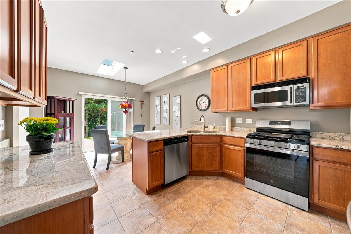 2503 Oak Drive 2503 Property Photo 6