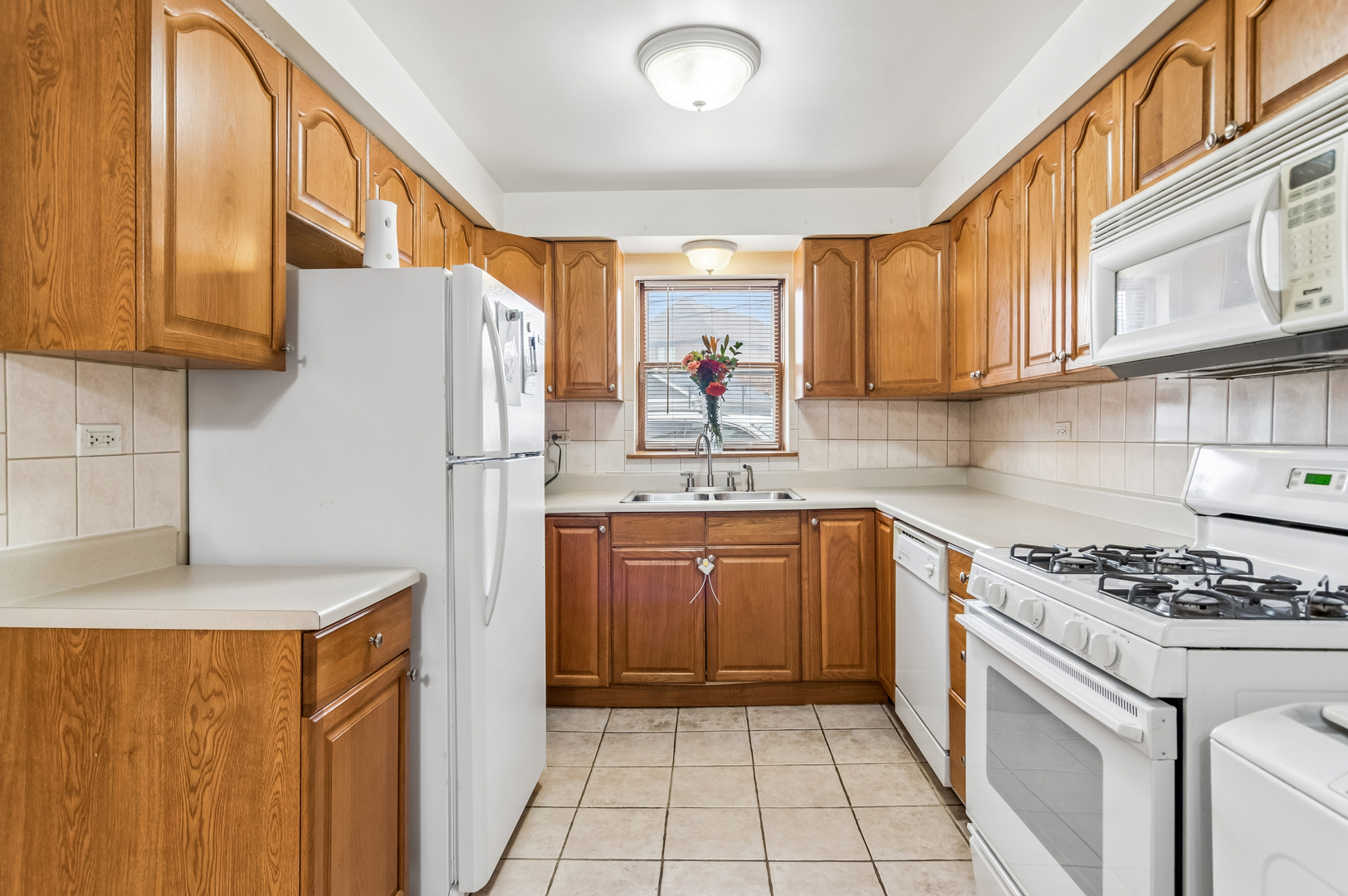 6251 N Northwest Highway 1n Property Photo 11