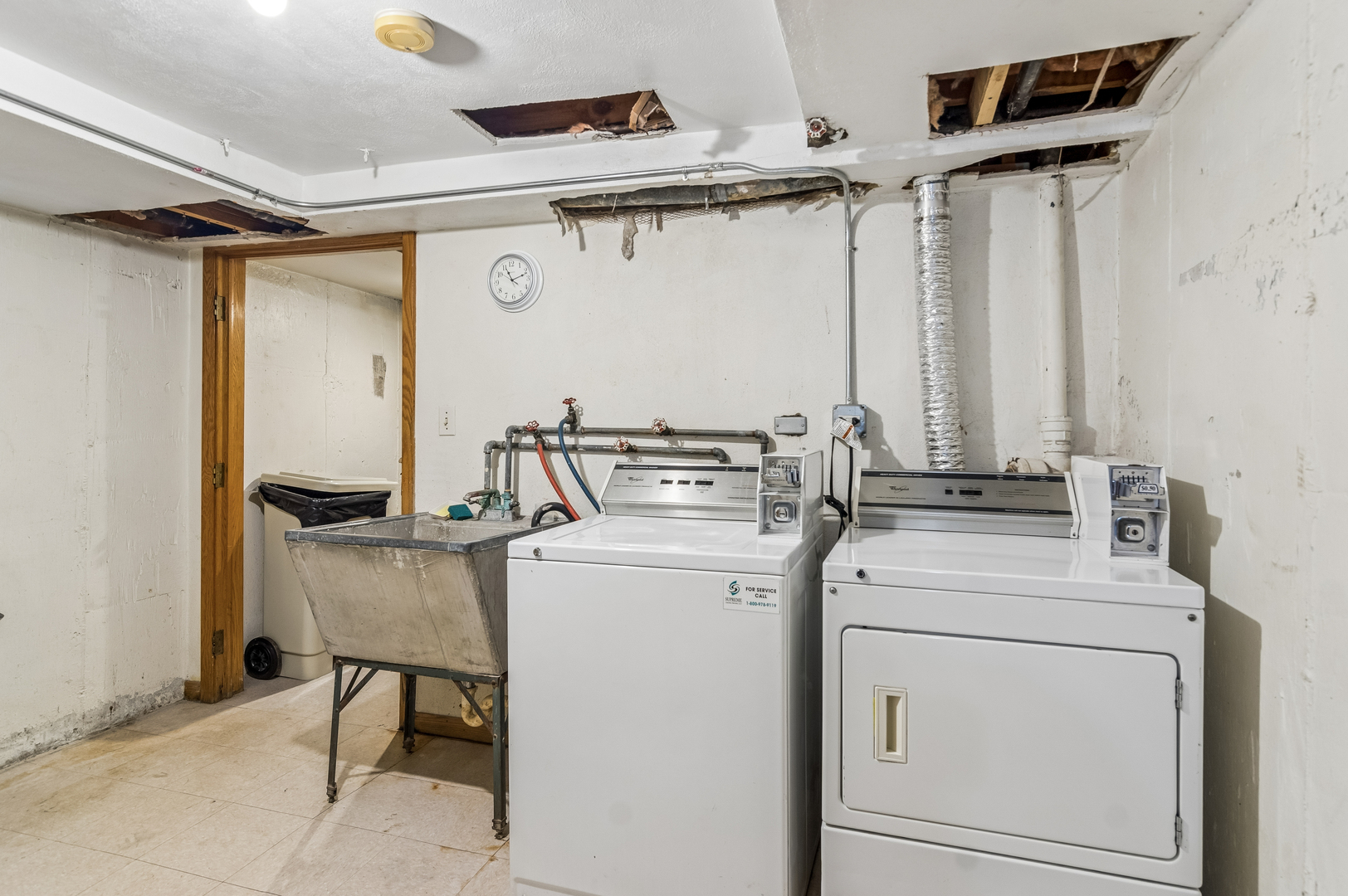 6251 N Northwest Highway 1n Property Photo 14