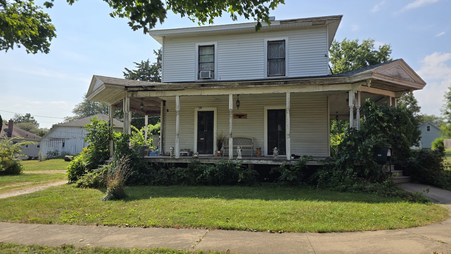 803 S State Street Property Photo 1