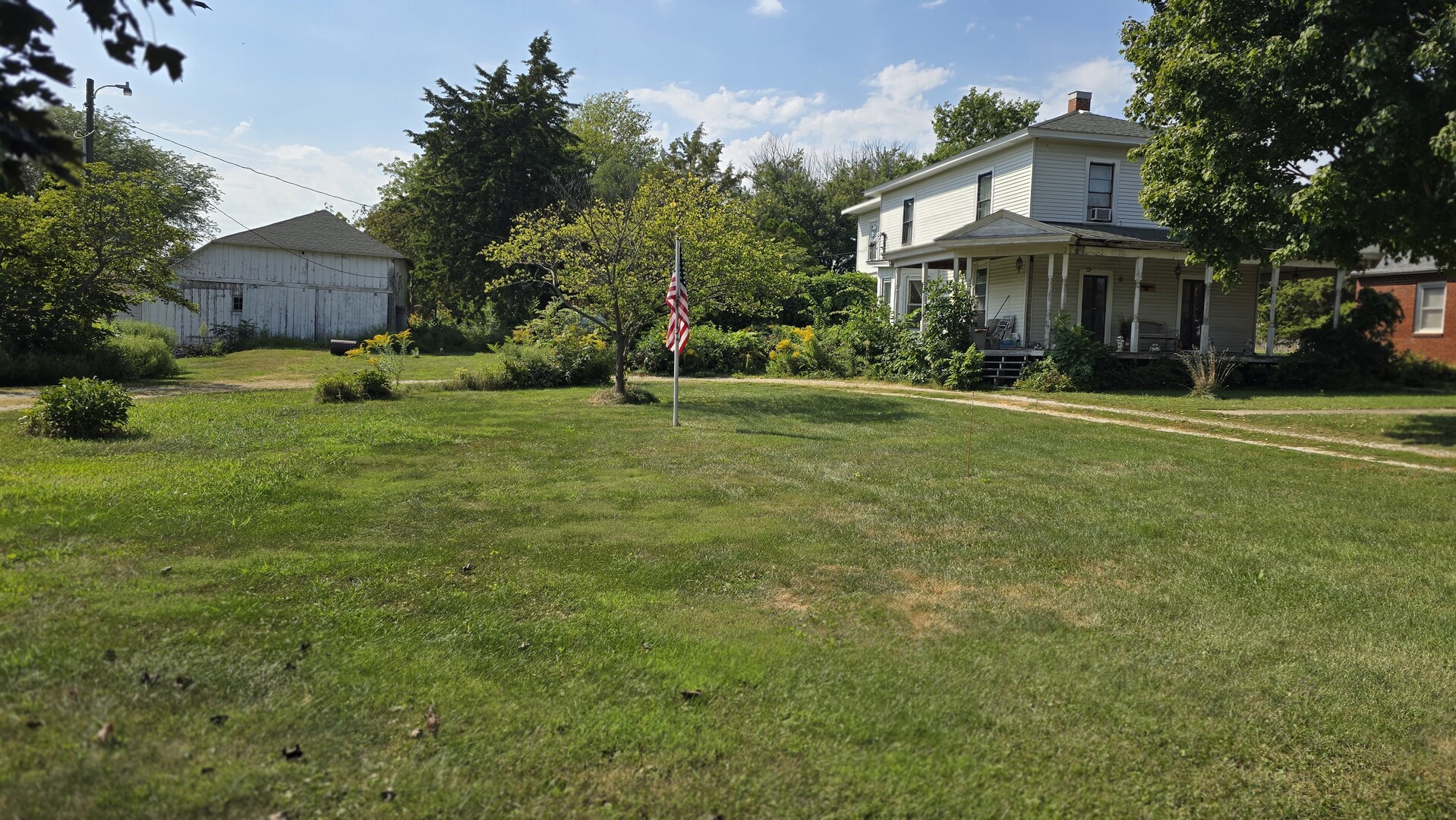 803 S State Street Property Photo 2