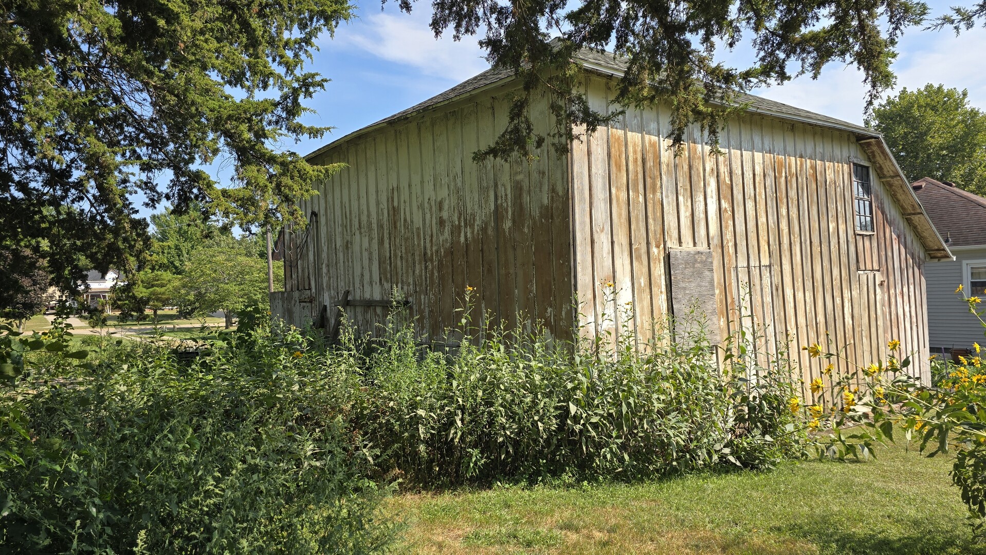 803 S State Street Property Photo 4