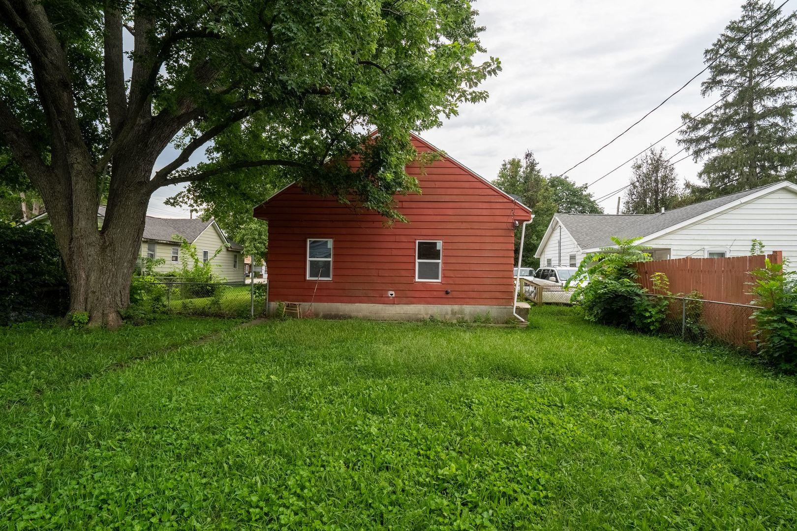 823 E Prairie Street Property Photo 28