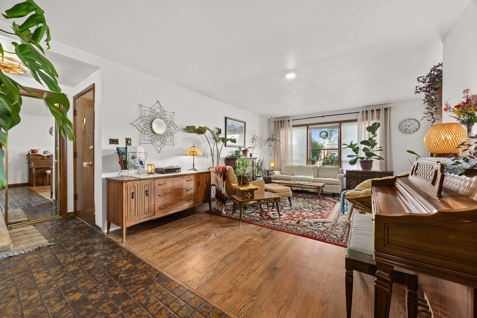 10536 S Kilbourn Avenue Property Photo 3