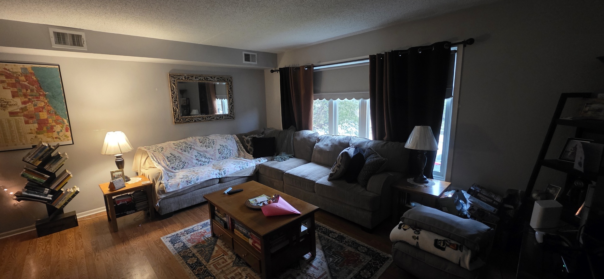 6240 S Newland Avenue 1n Property Photo 2