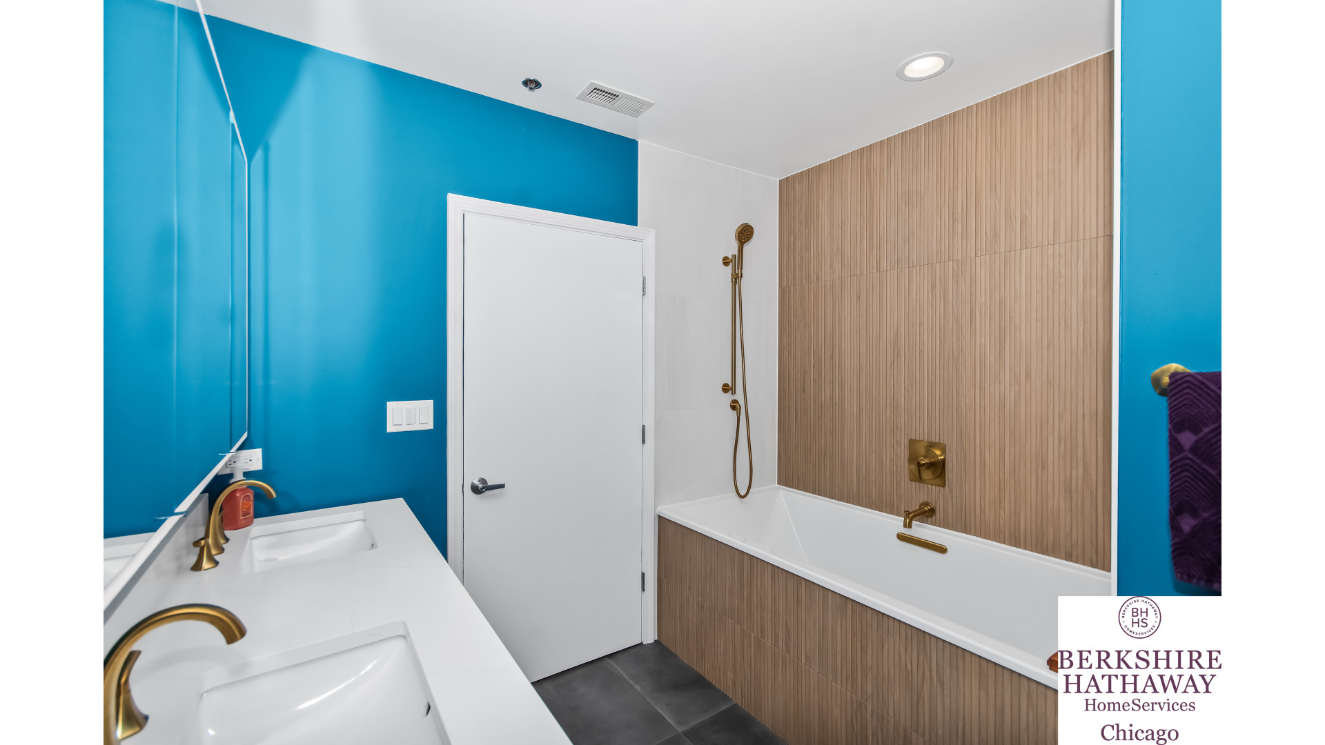 2545 S Dearborn Street 608 Property Photo 14