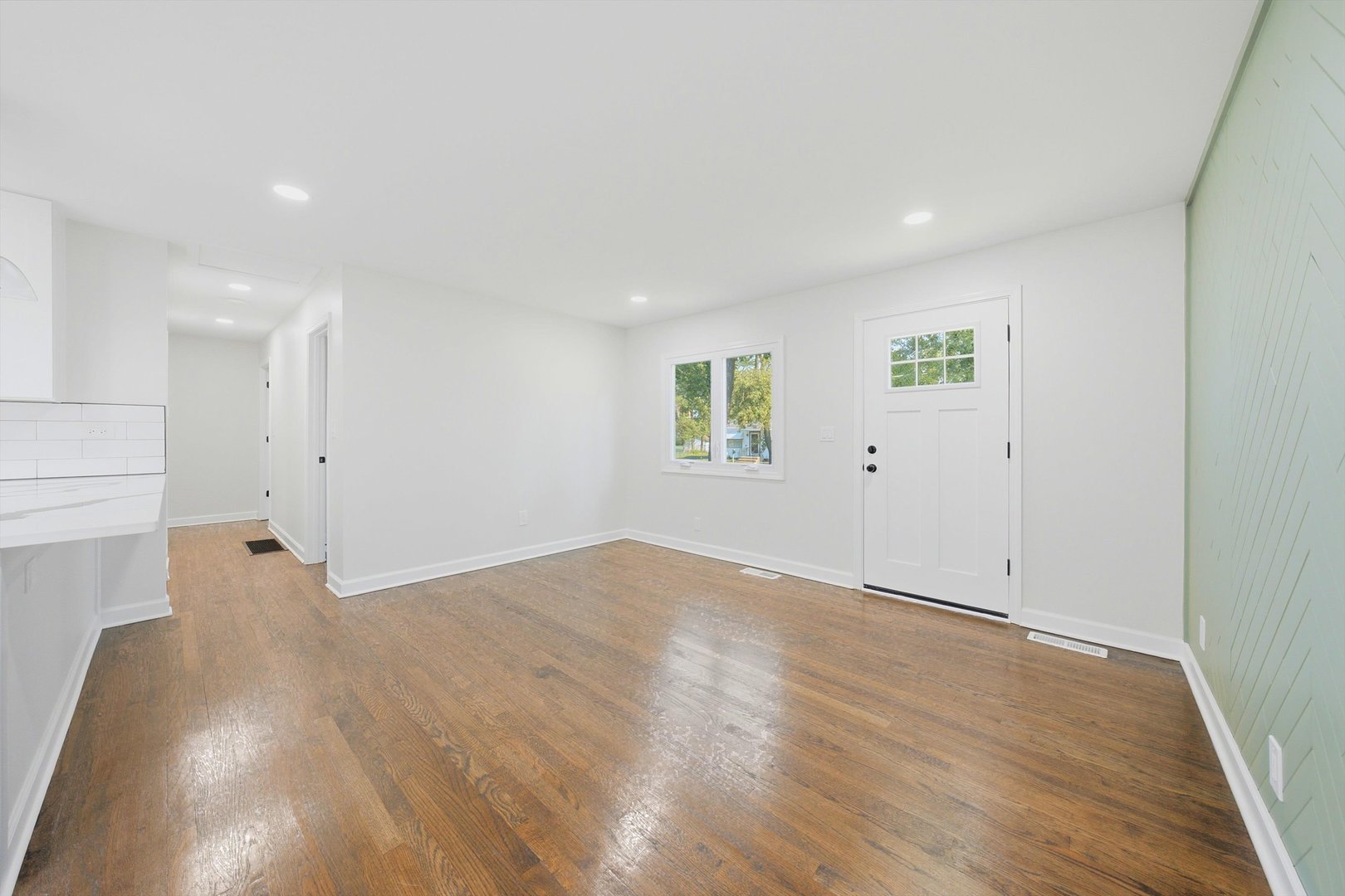 1806 222nd Place Property Photo 16