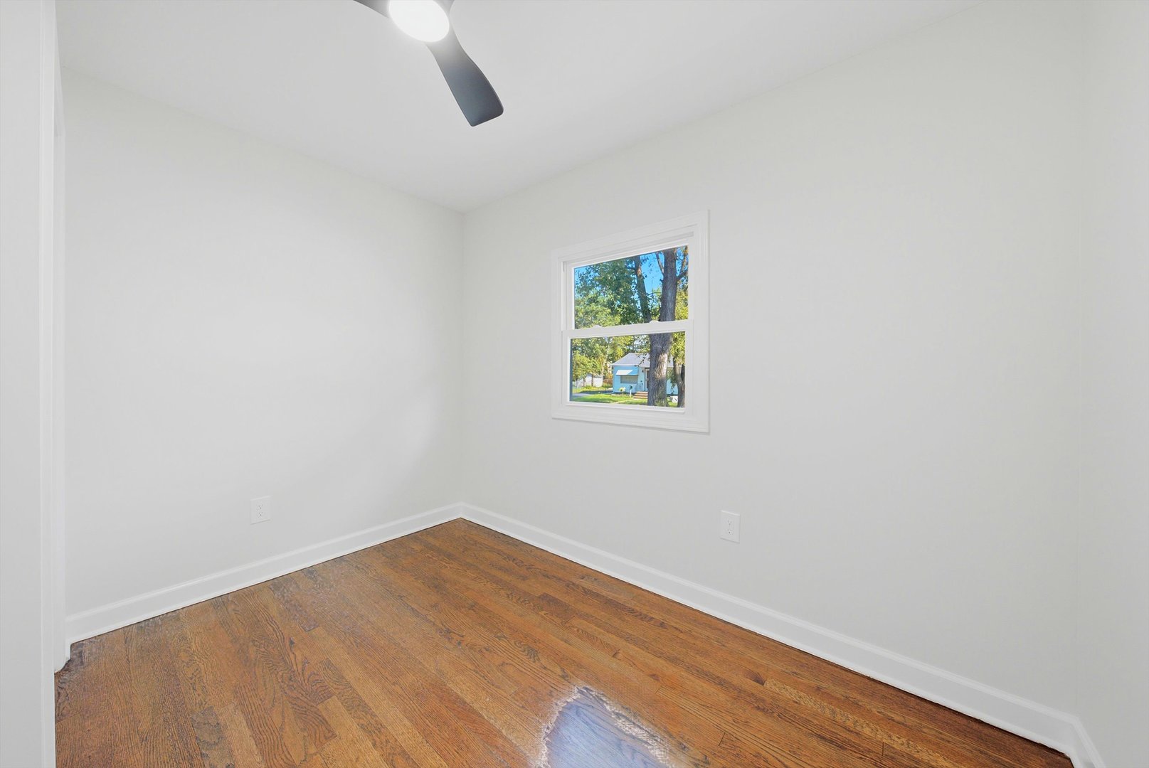 1806 222nd Place Property Photo 17