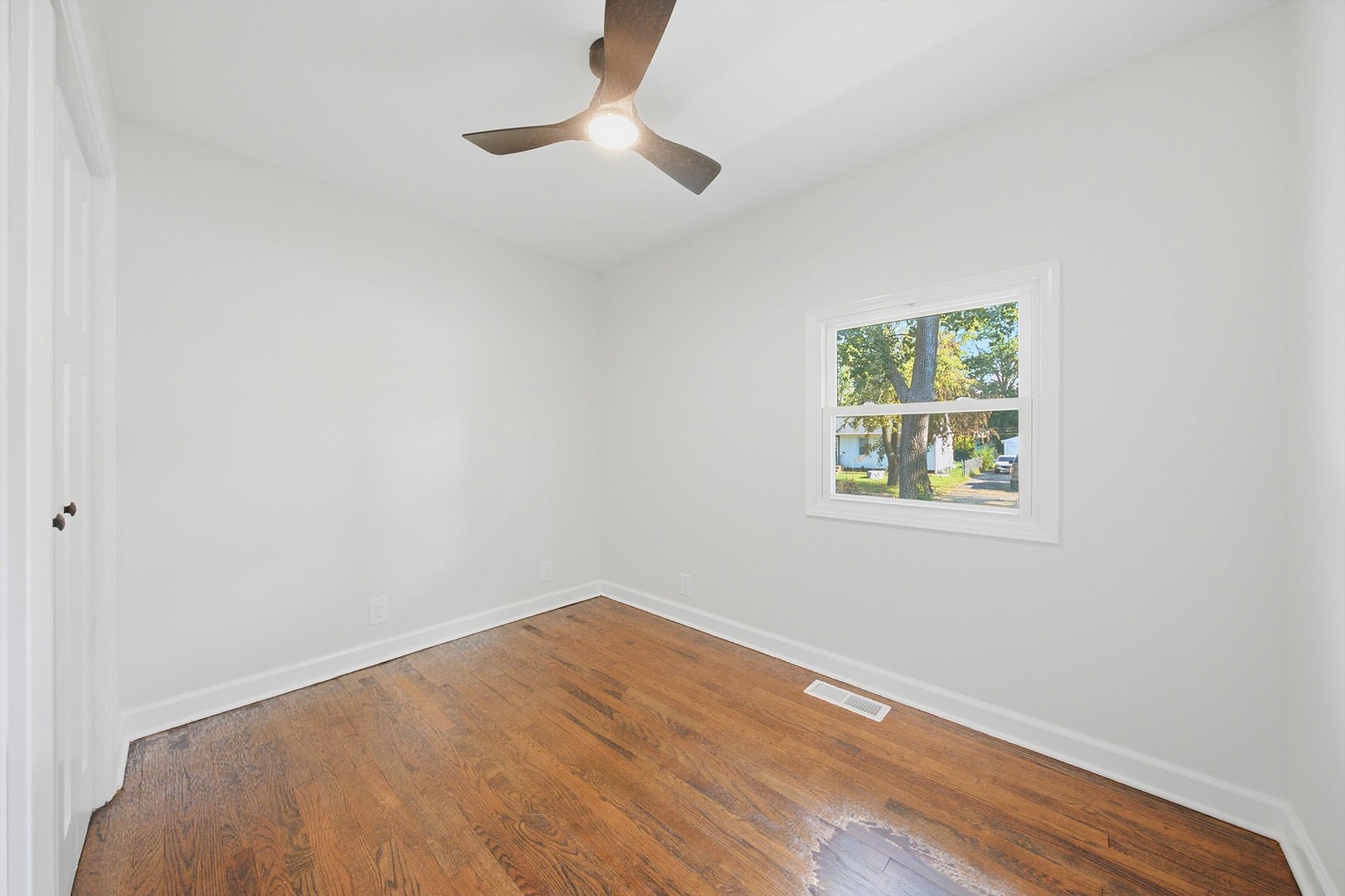 1806 222nd Place Property Photo 19
