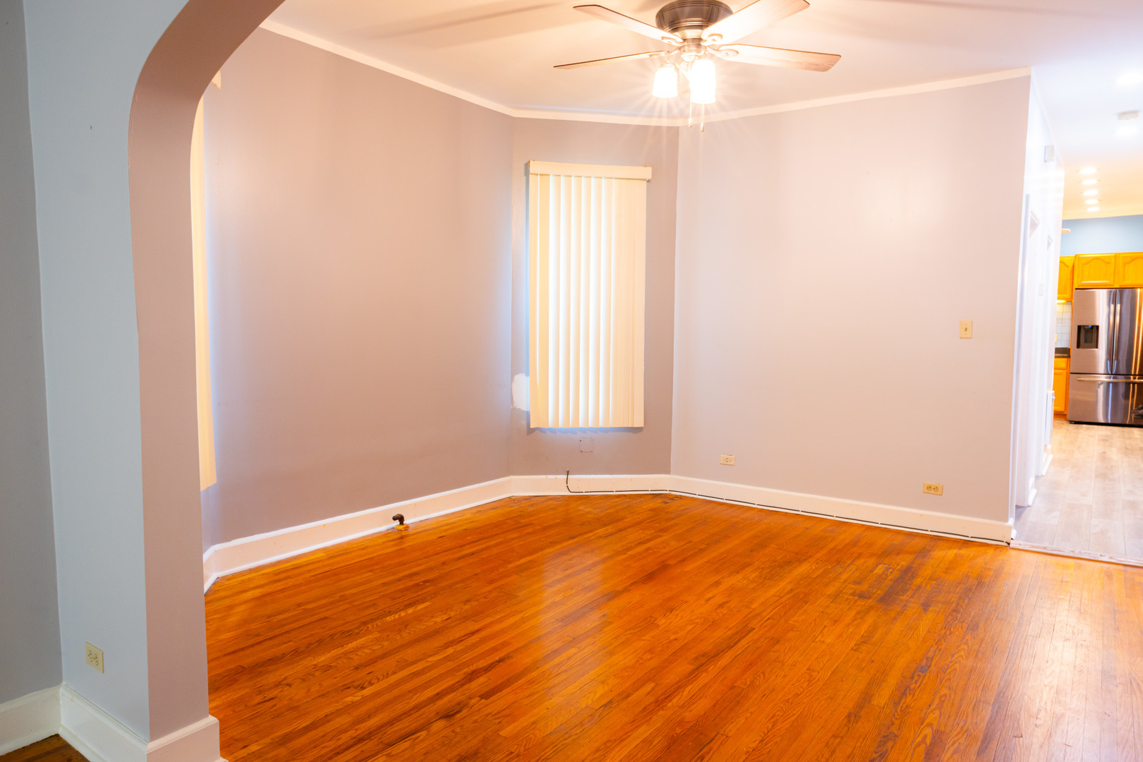 7250 S King Drive 1 Property Photo 4