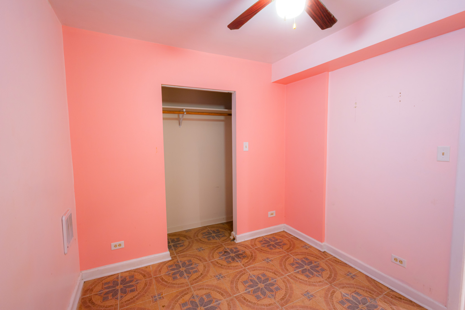 7250 S King Drive 1 Property Photo 25