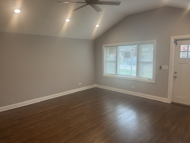 10042 S Princeton Avenue Property Photo 7