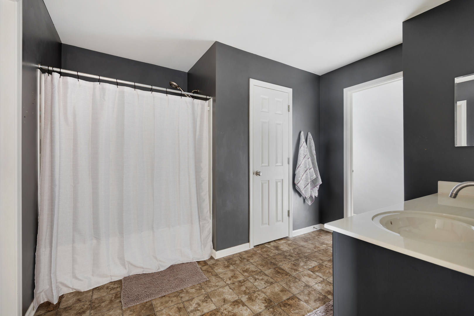 1549 Brompton Lane Property Photo 15