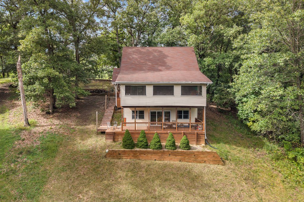 324 Rustic Oak Court Property Photo 7