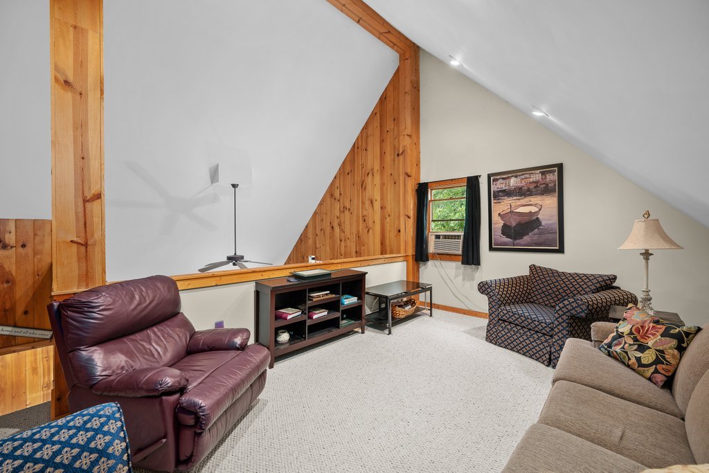 324 Rustic Oak Court Property Photo 29