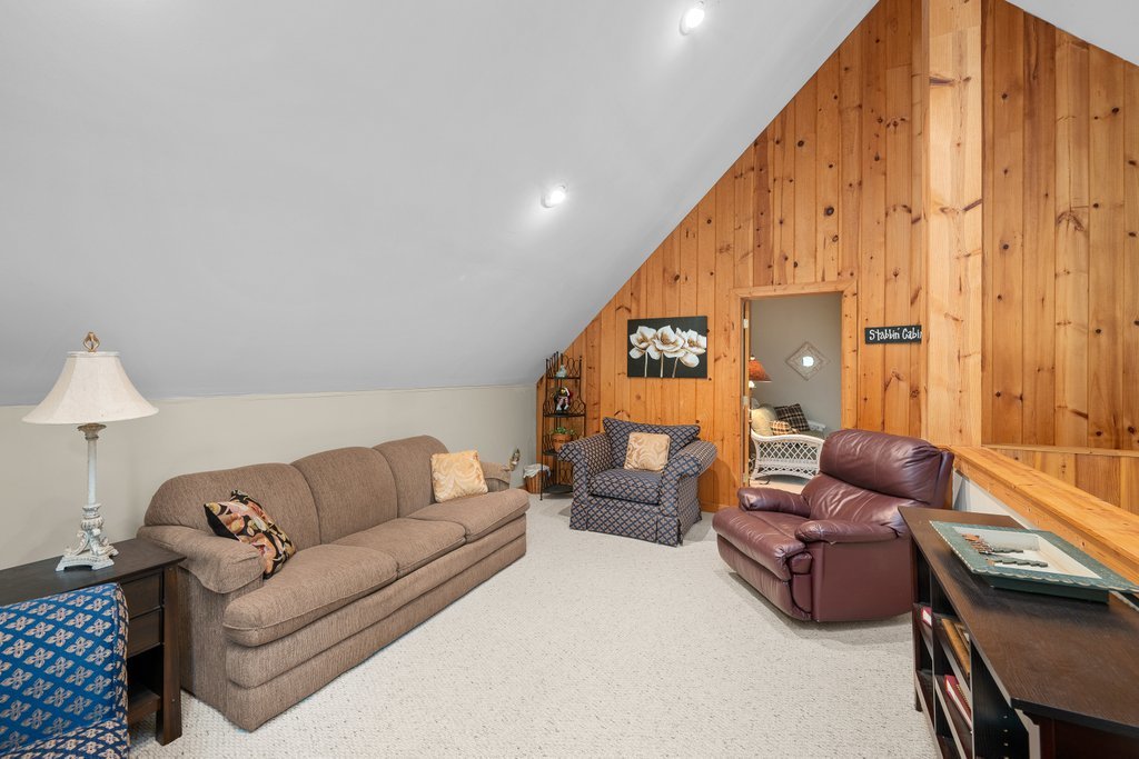 324 Rustic Oak Court Property Photo 30