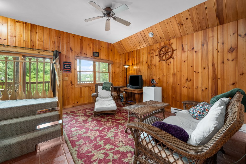 324 Rustic Oak Court Property Photo 34