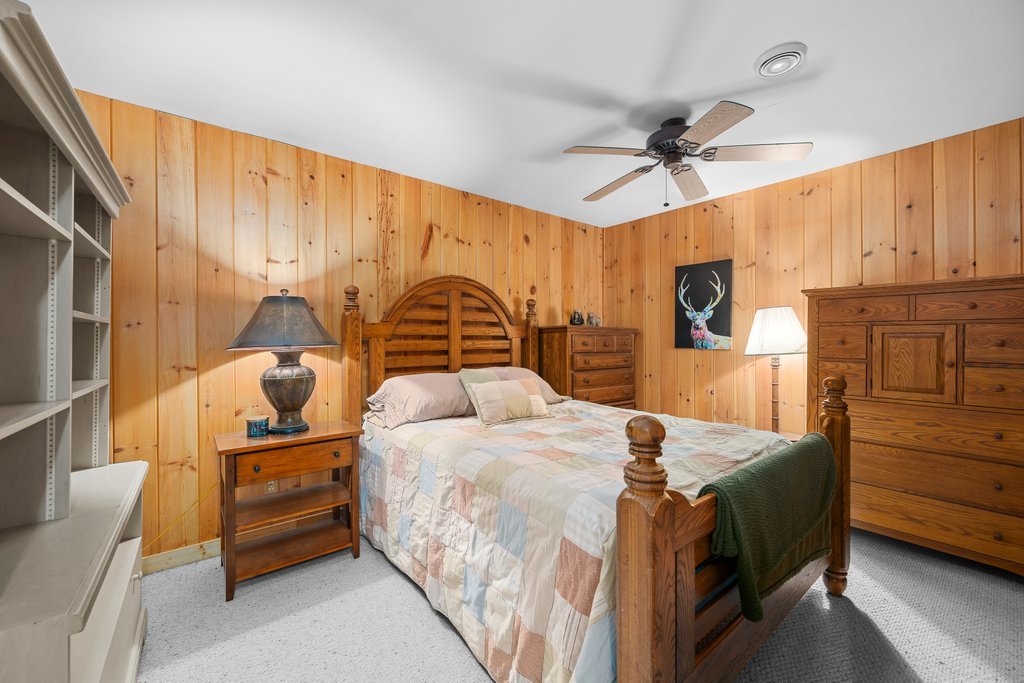 324 Rustic Oak Court Property Photo 41