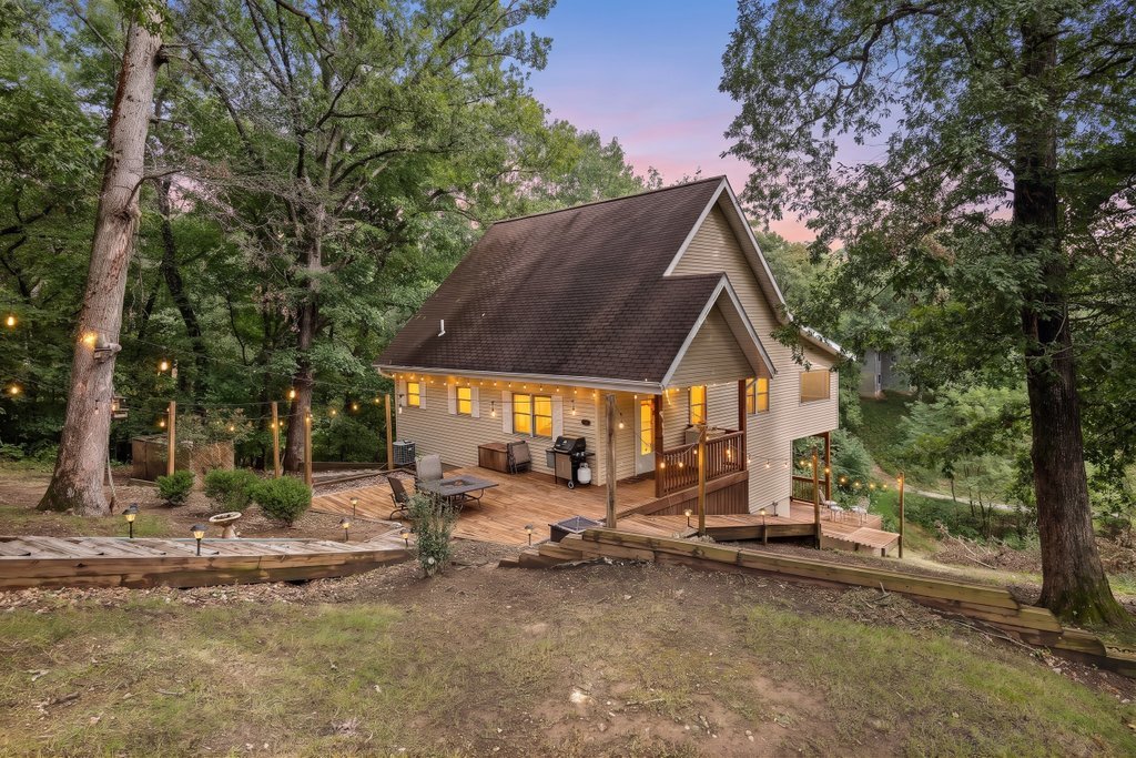324 Rustic Oak Court Property Photo 46