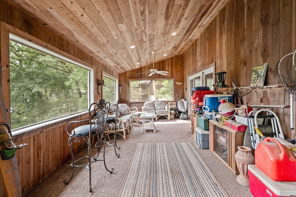 324 Rustic Oak Court Property Photo 47