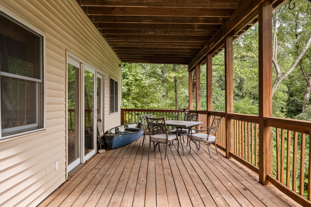 324 Rustic Oak Court Property Photo 49